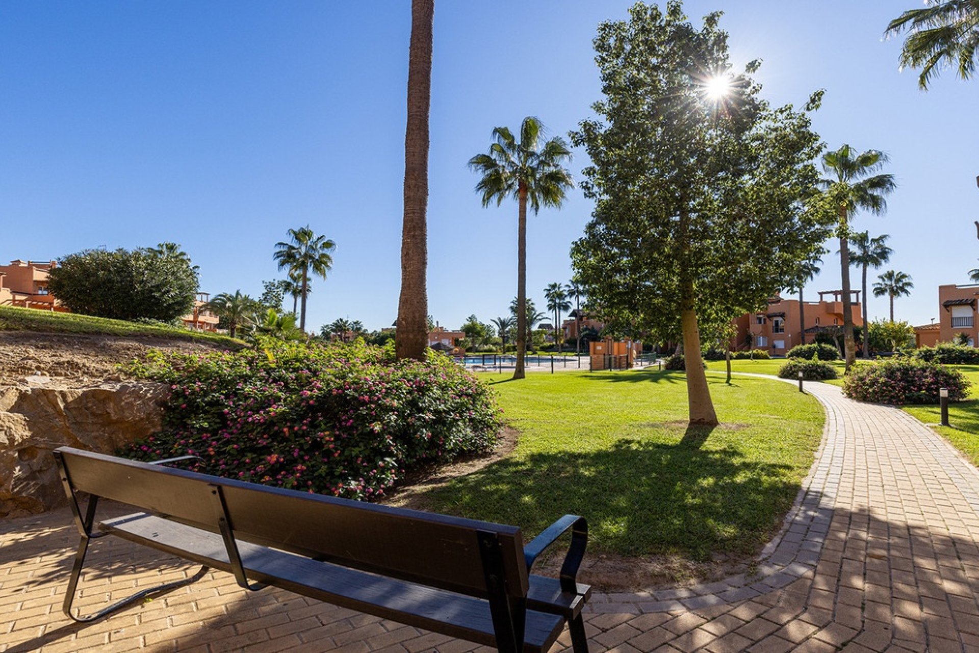 Resale - apartment - Casares - Casares Centro
