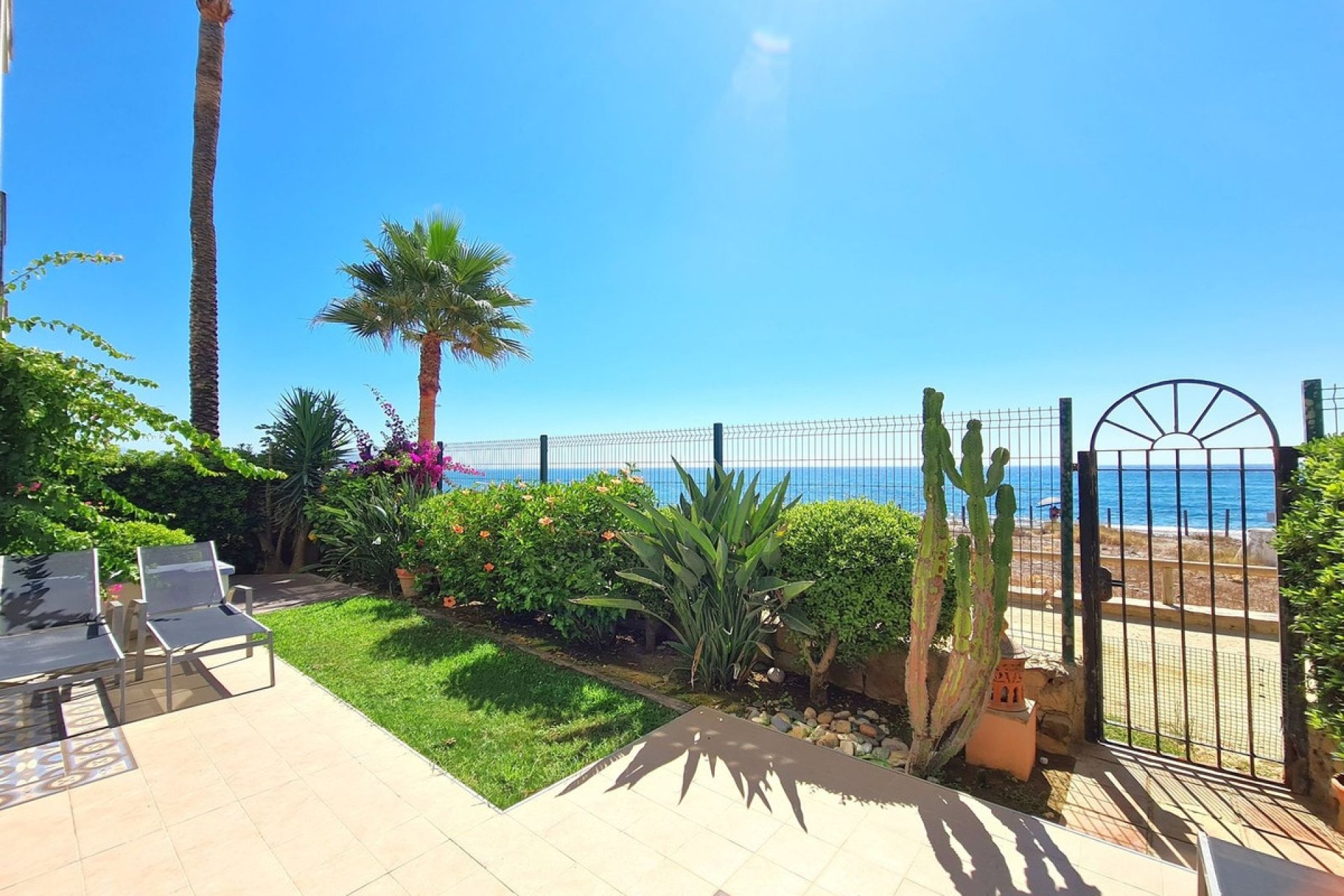 Resale - apartment - Casares - Casares Playa