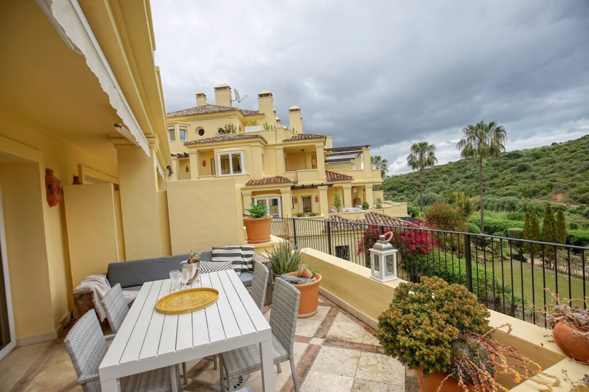 Resale - apartment - Casares - Casares Playa