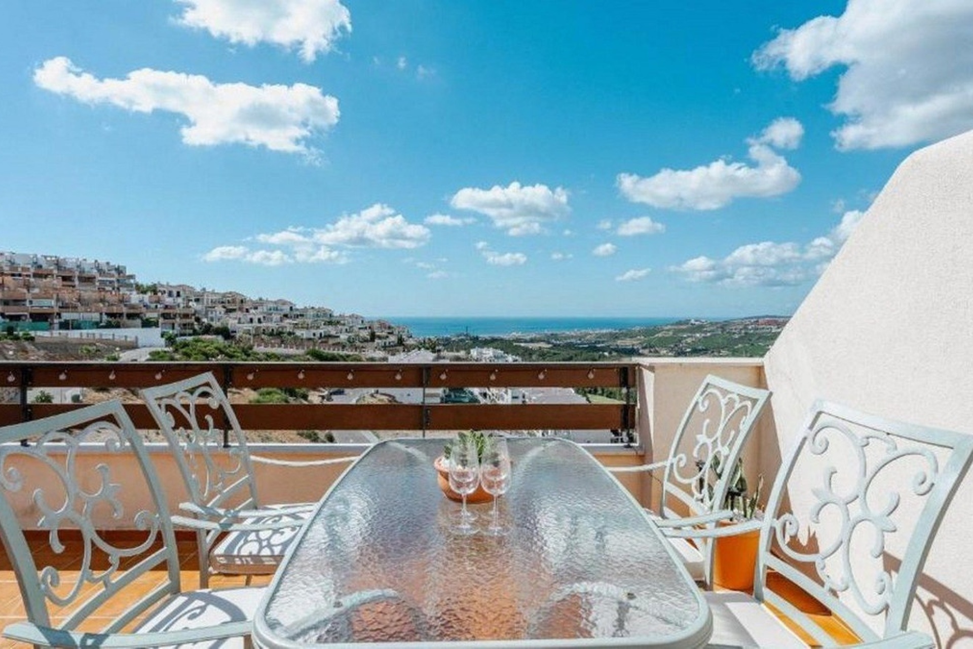 Resale - apartment - Casares - Casares Playa