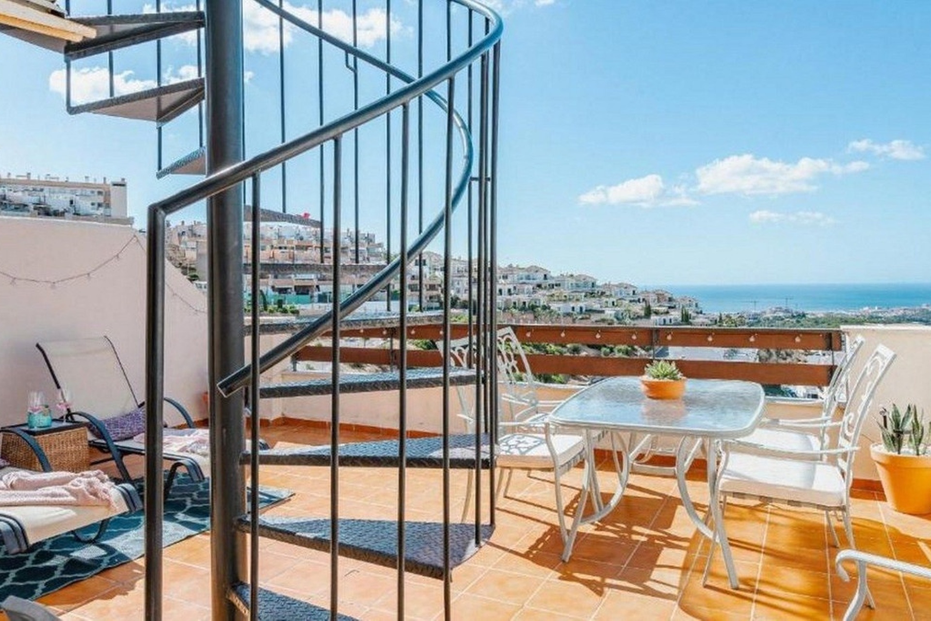 Resale - apartment - Casares - Casares Playa