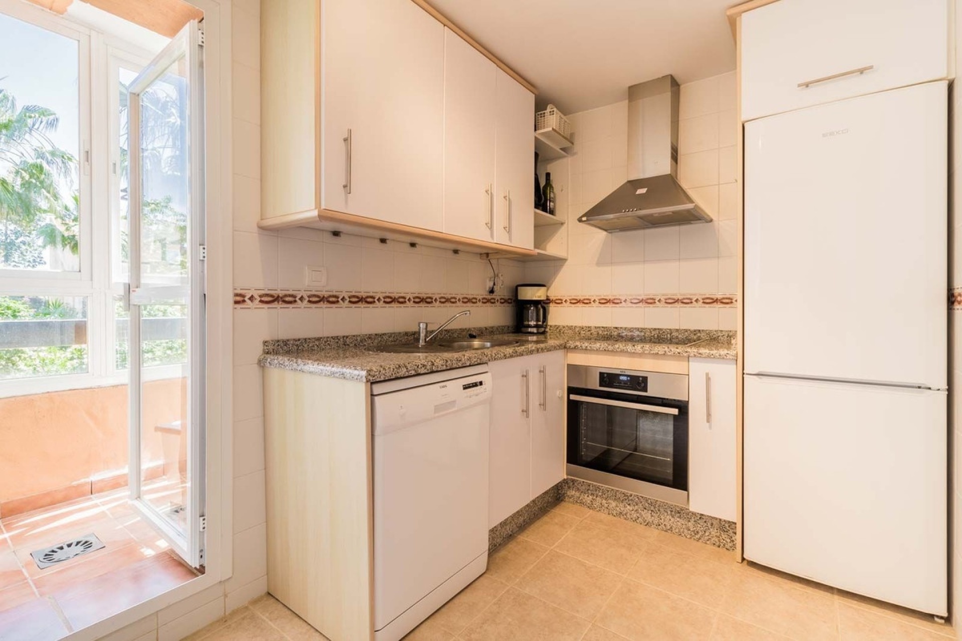Resale - apartment - Casares - Casares Playa