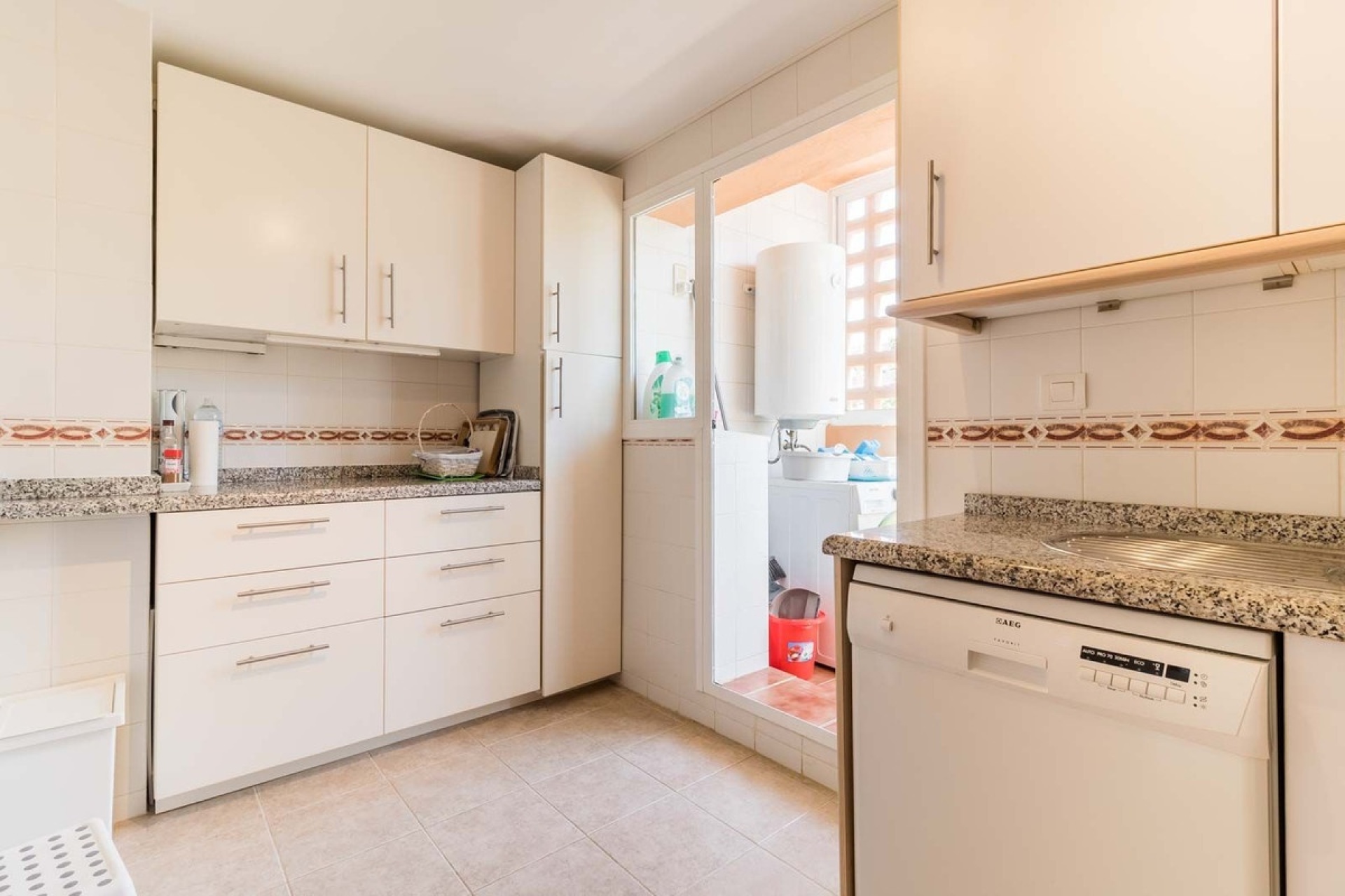 Resale - apartment - Casares - Casares Playa