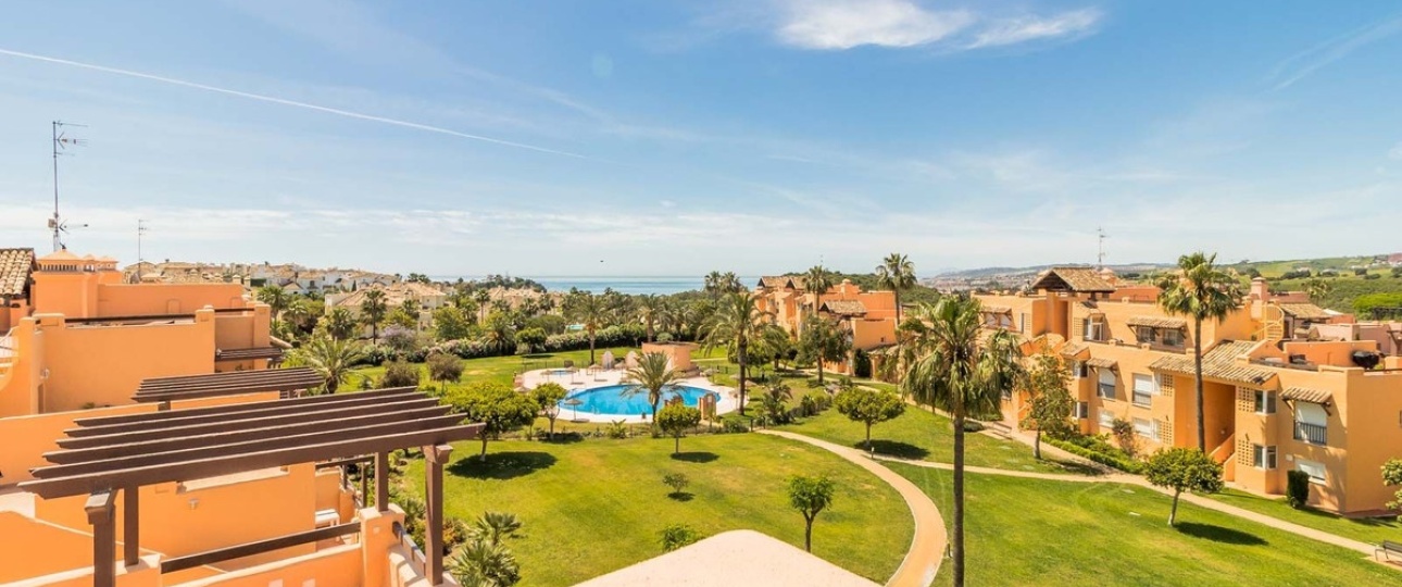 Resale - apartment - Casares - Casares Playa