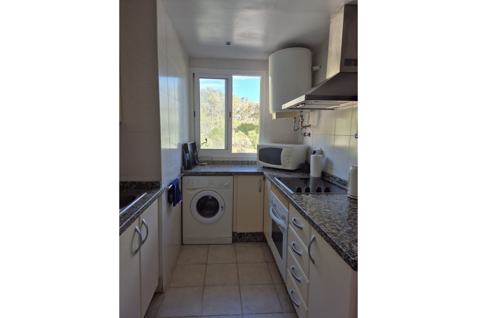 Resale - apartment - Casares - Casares Playa