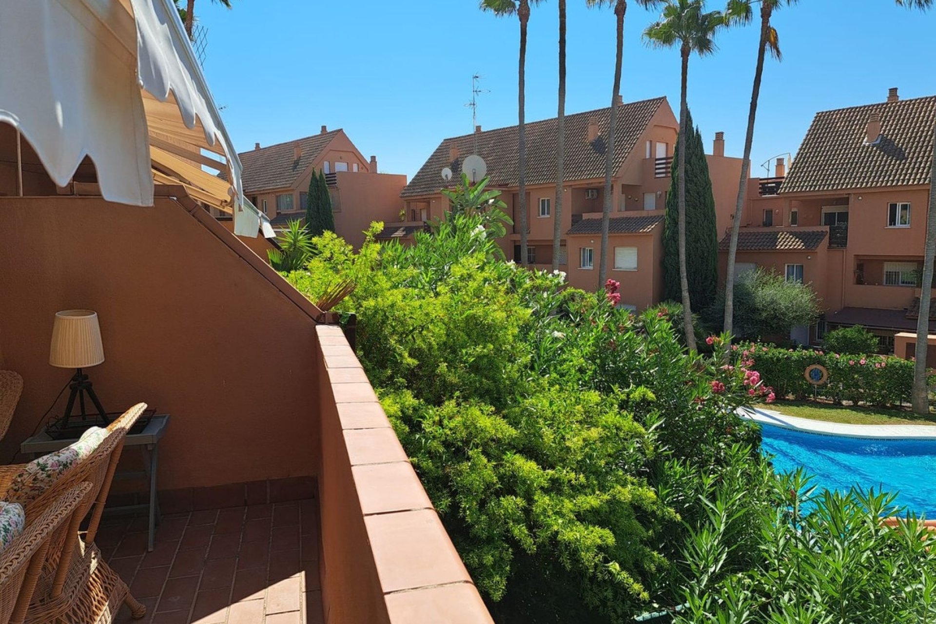 Resale - apartment - Casares - Casares Playa