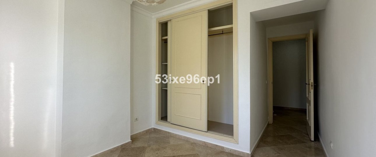 Resale - apartment - Casares - Casares Playa