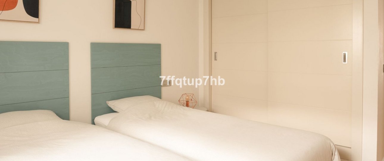 Resale - apartment - Casares - Casares Playa