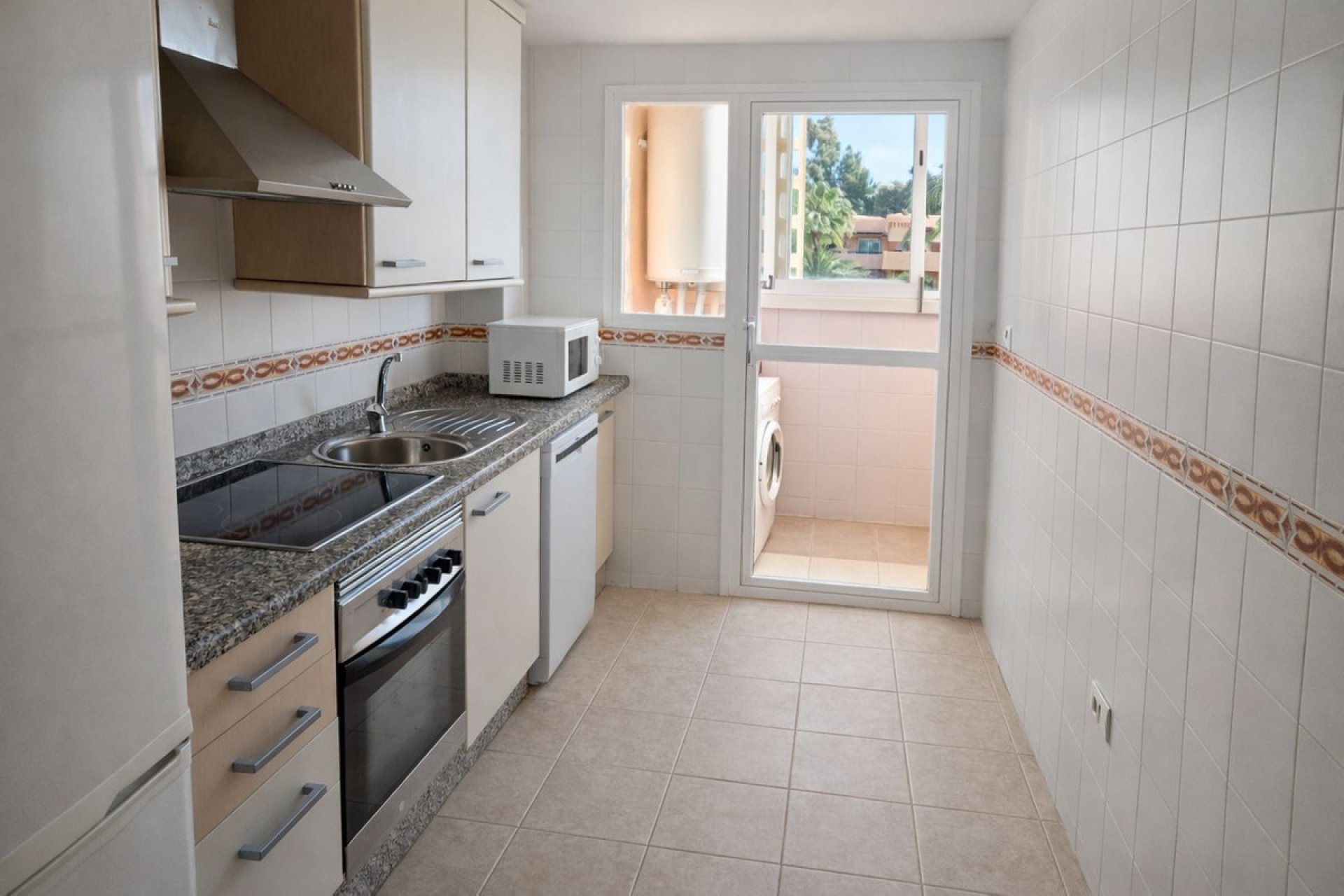 Resale - apartment - Casares - Casares Playa