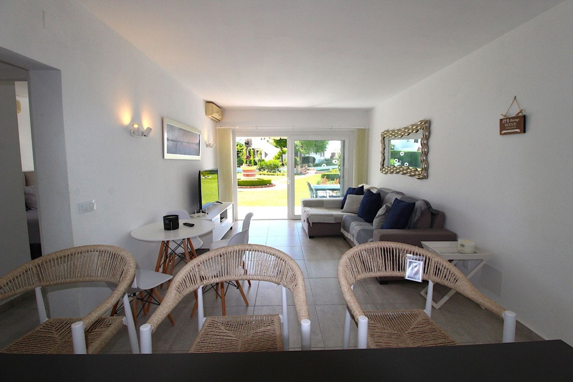 Resale - apartment - El Paraiso