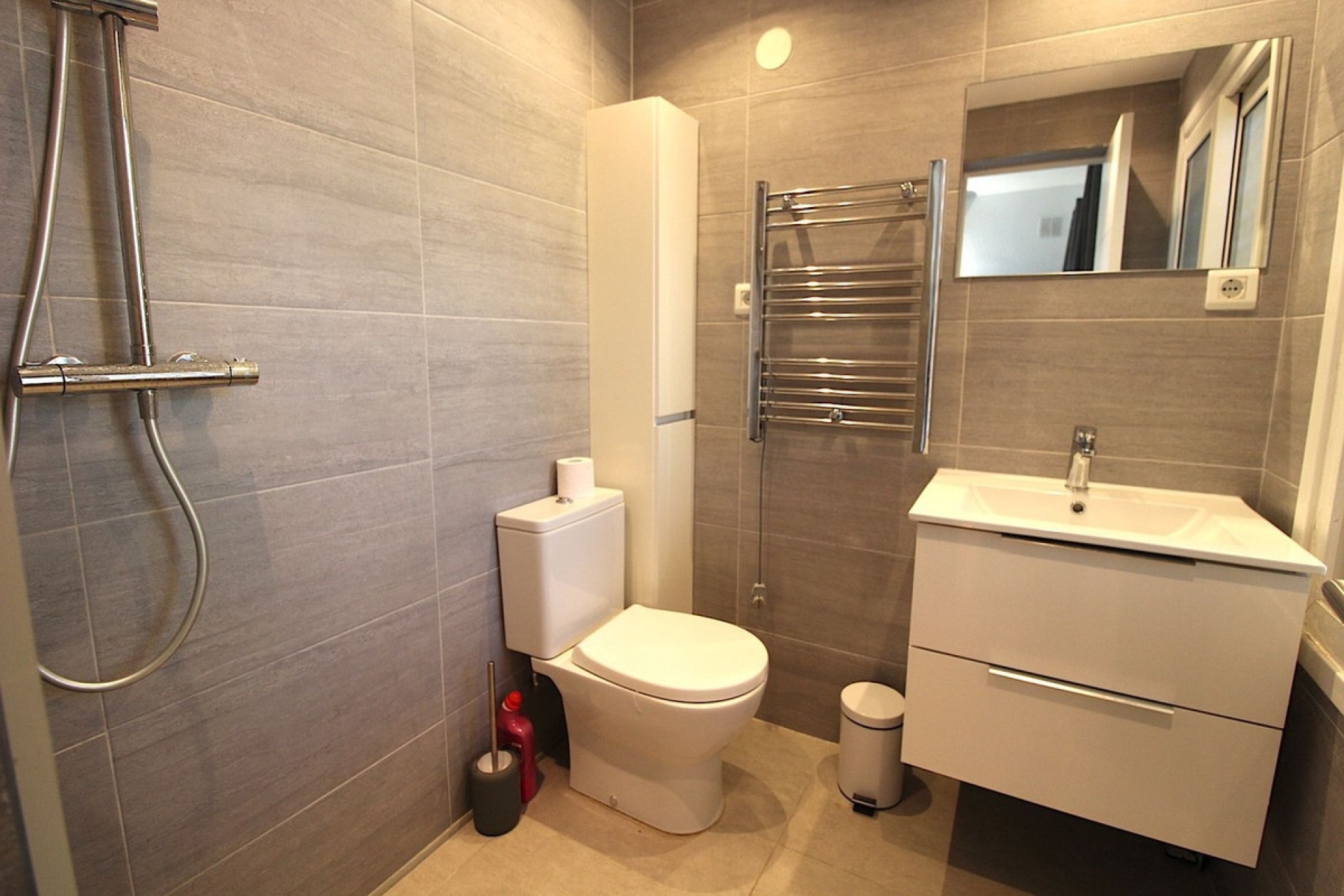 Resale - apartment - El Paraiso