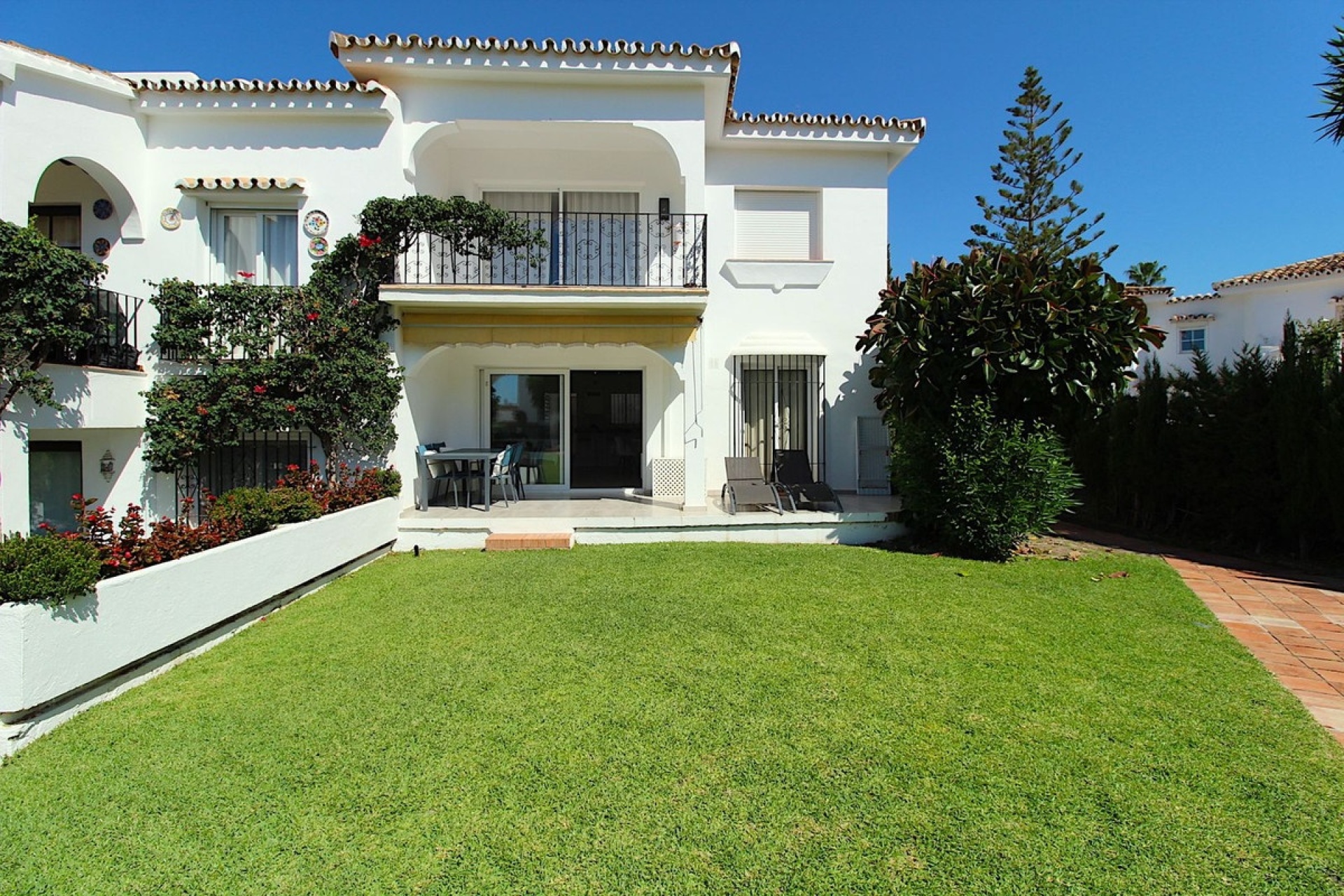 Resale - apartment - El Paraiso