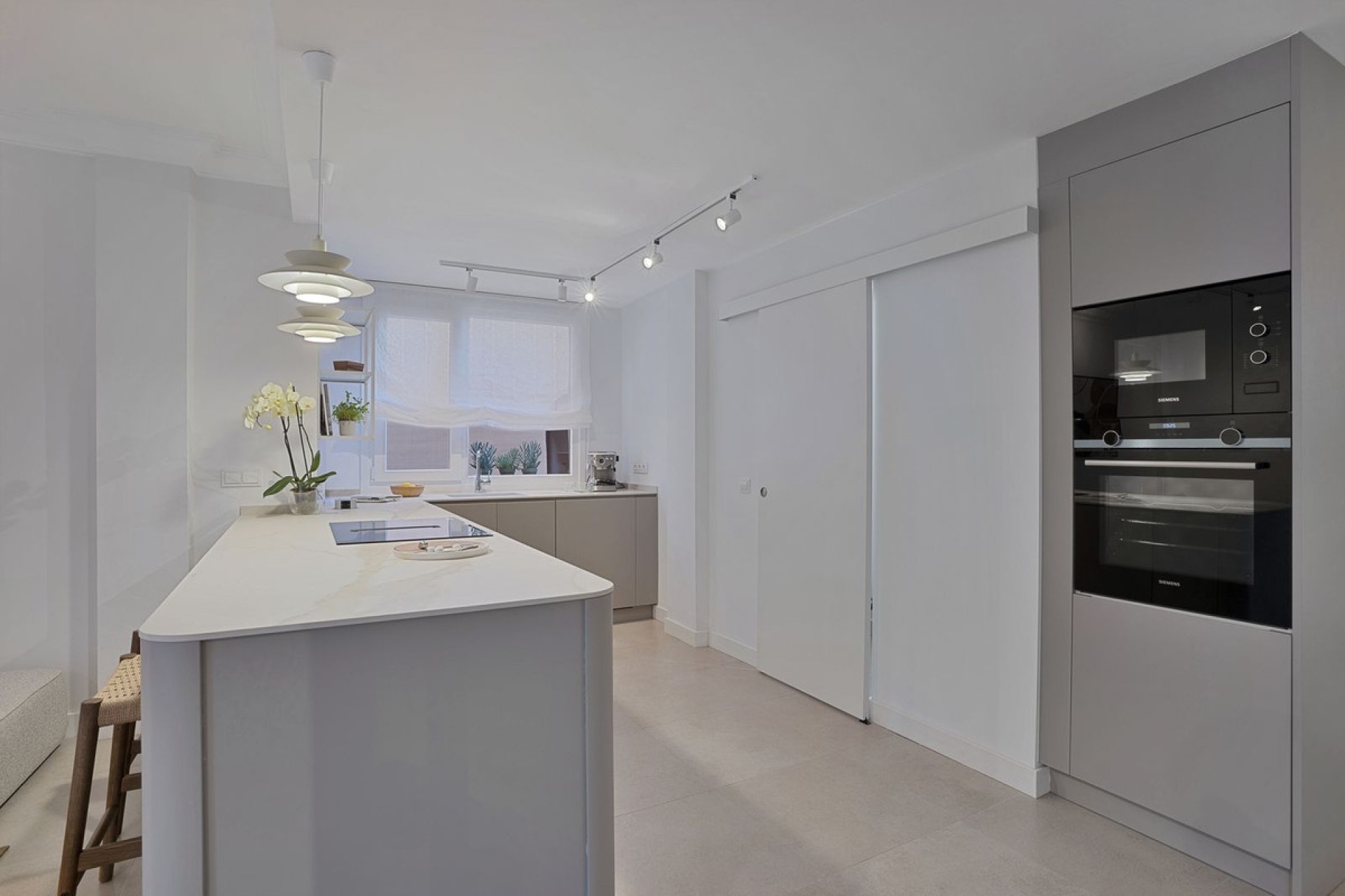 Resale - apartment - El Paraiso