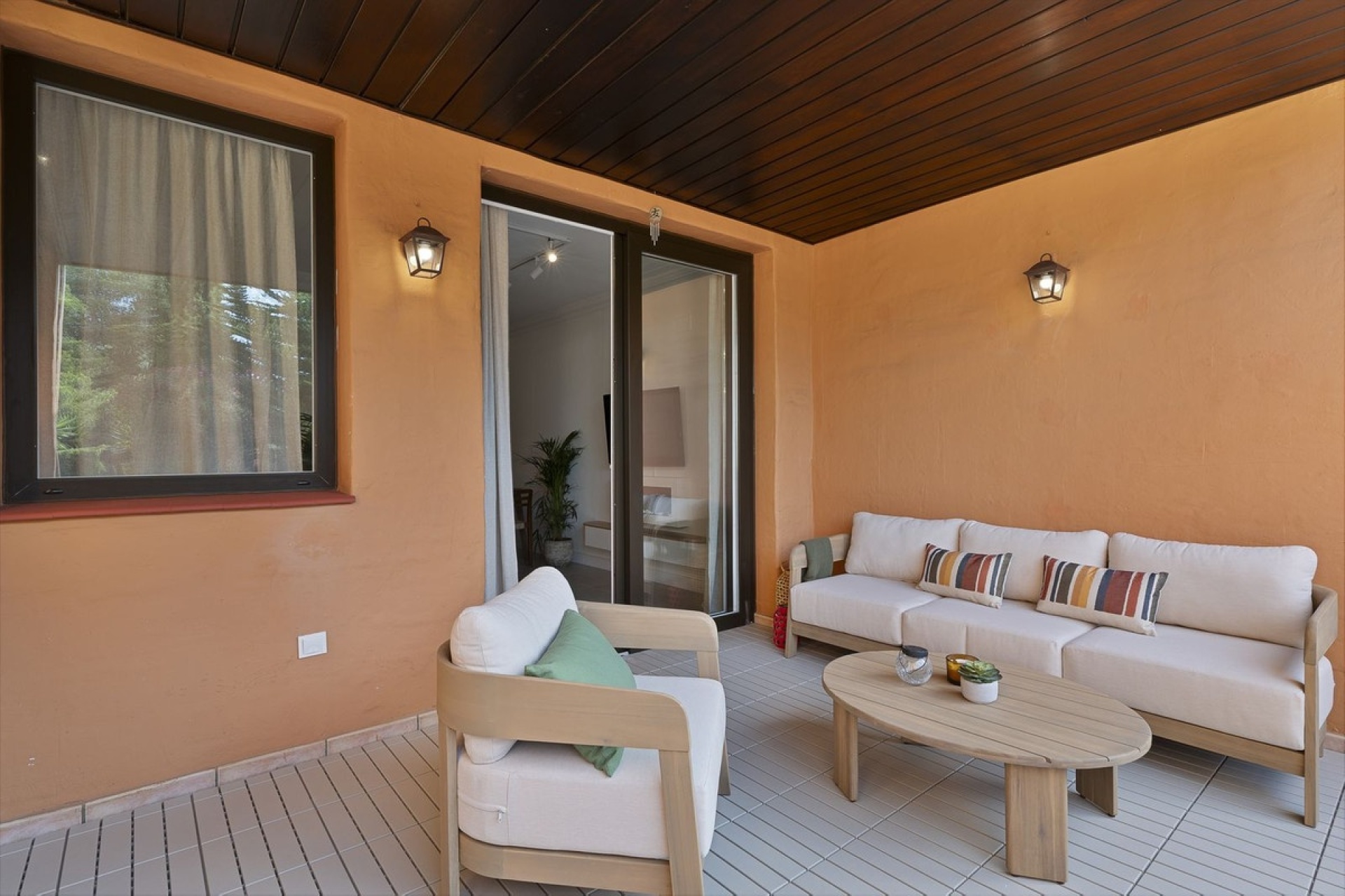 Resale - apartment - El Paraiso