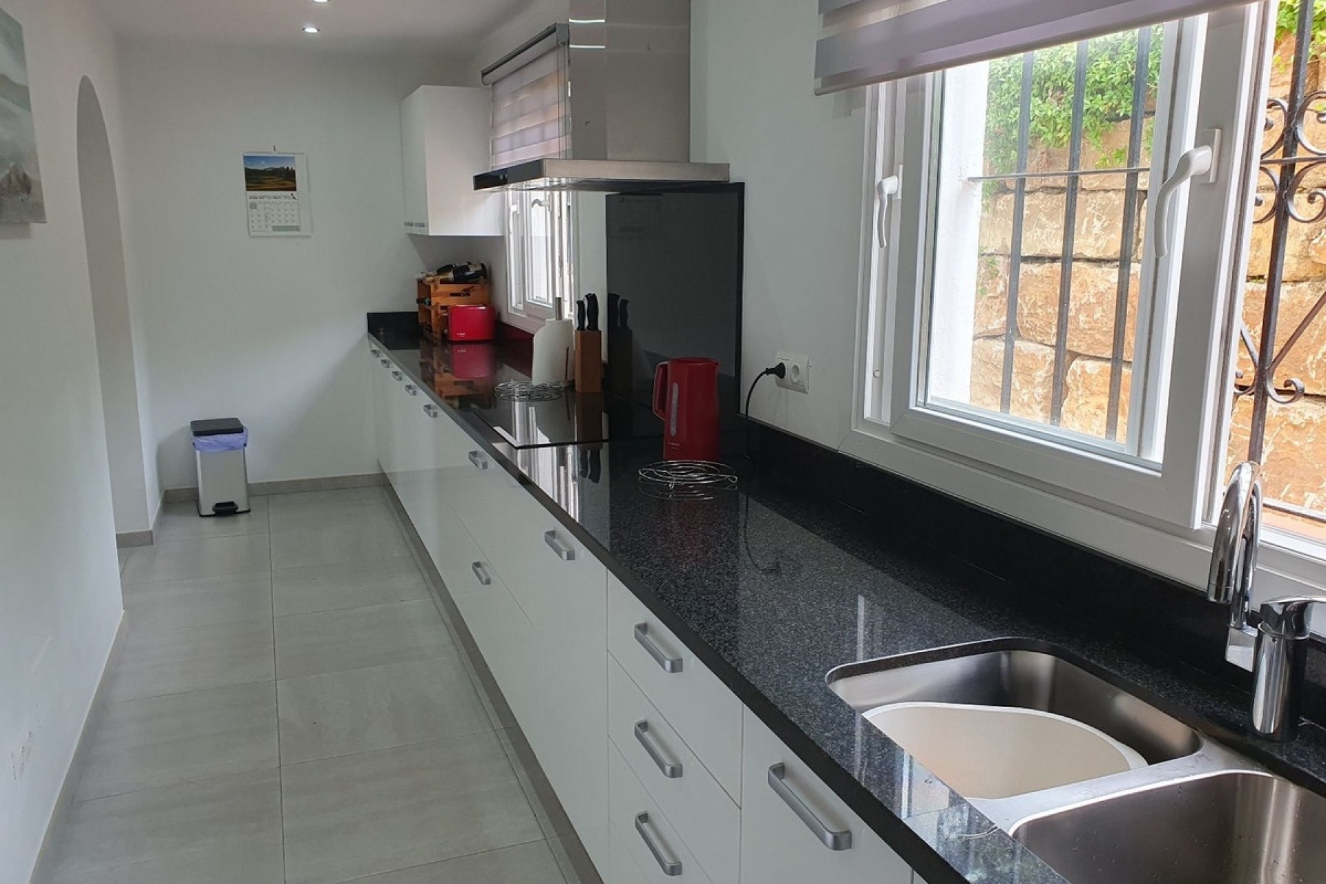 Resale - apartment - El Paraiso