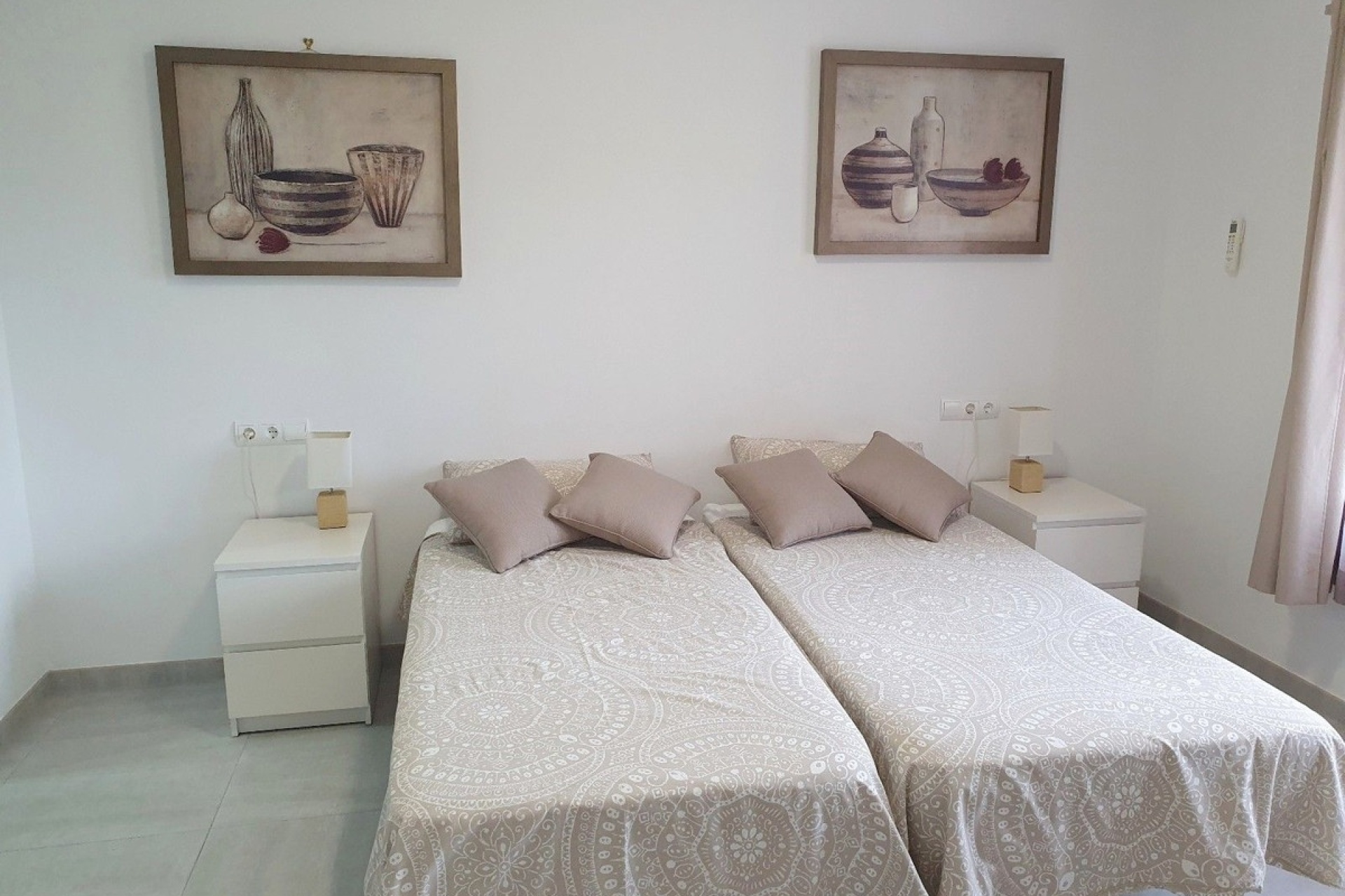 Resale - apartment - El Paraiso