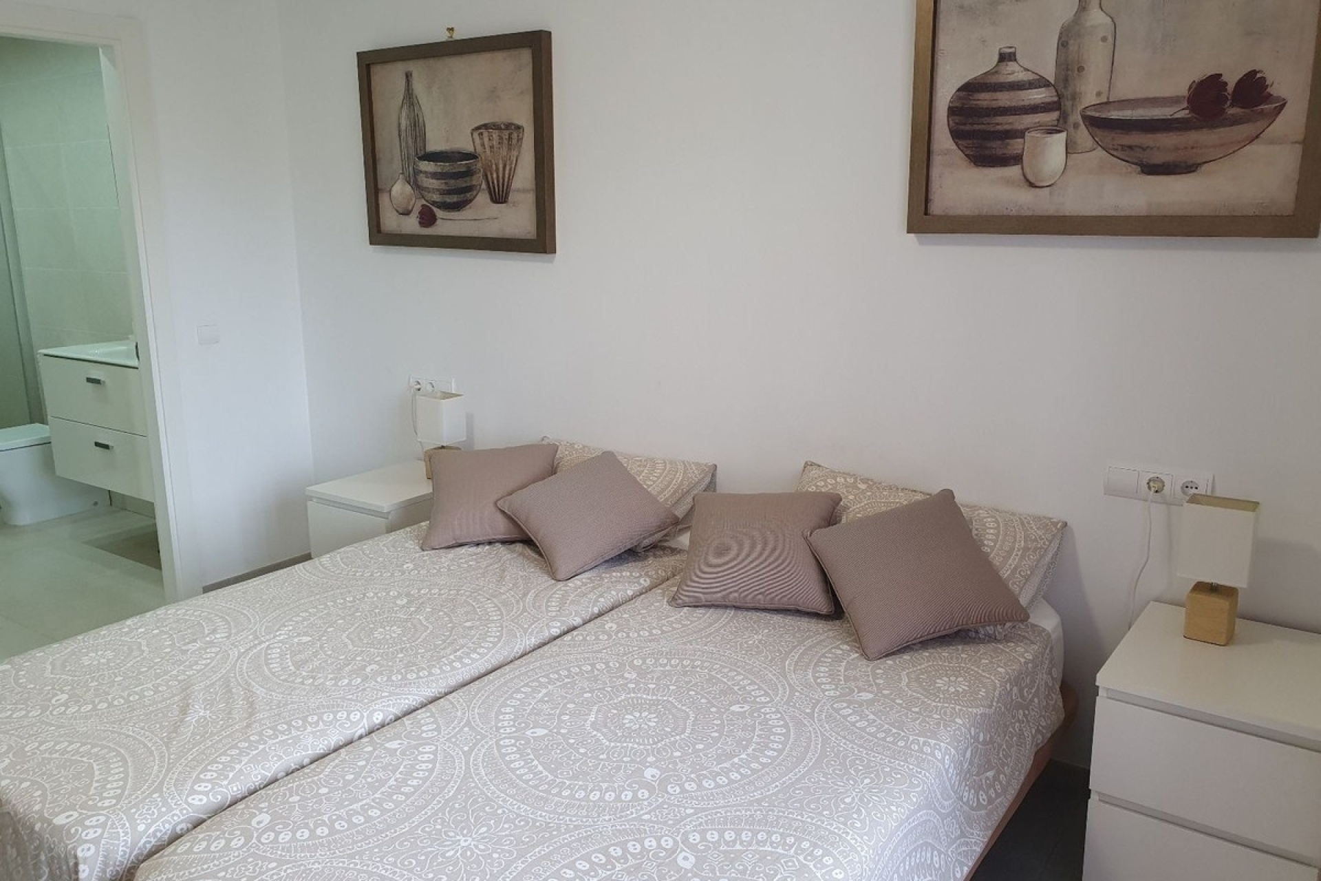 Resale - apartment - El Paraiso