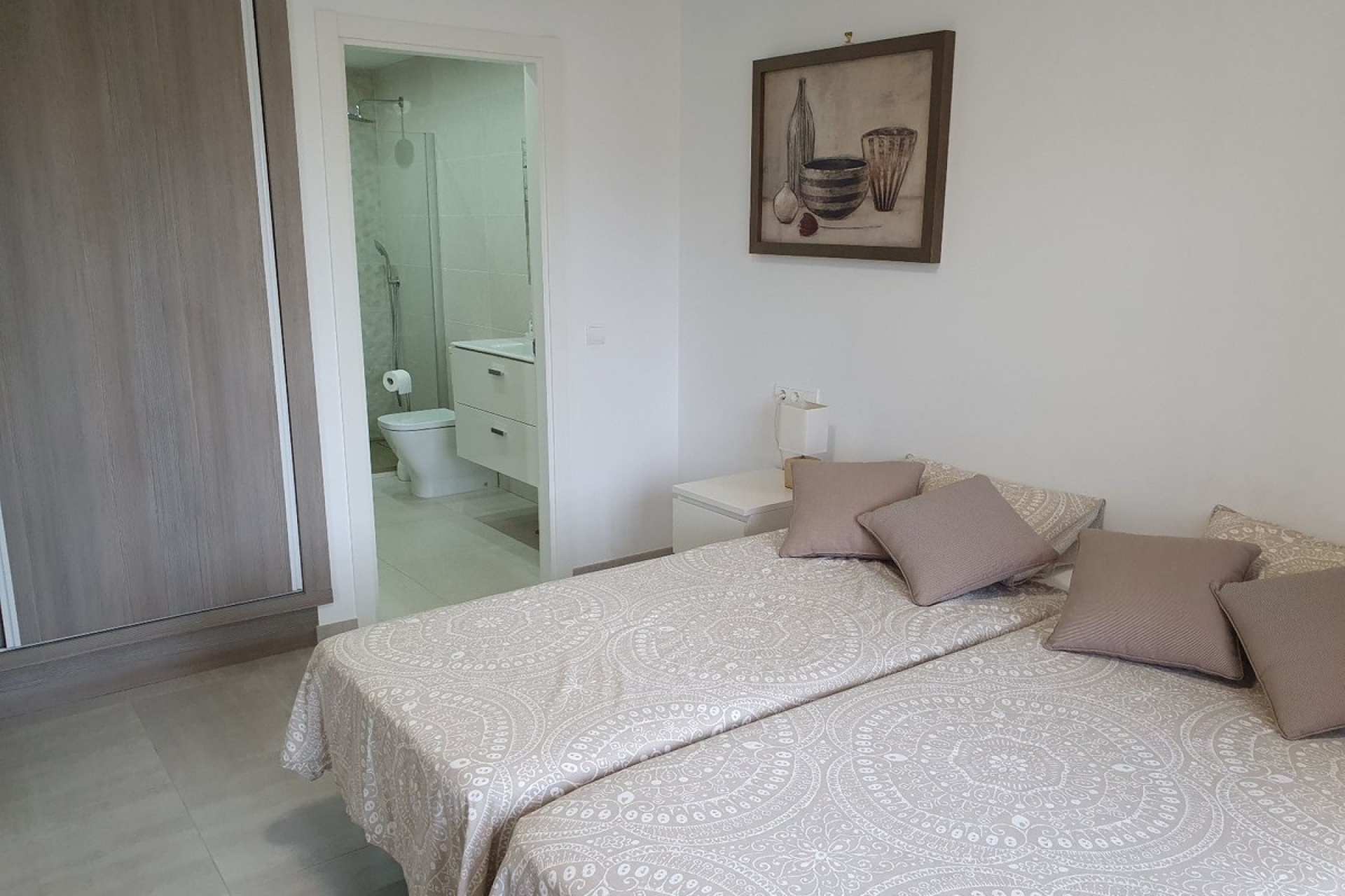 Resale - apartment - El Paraiso