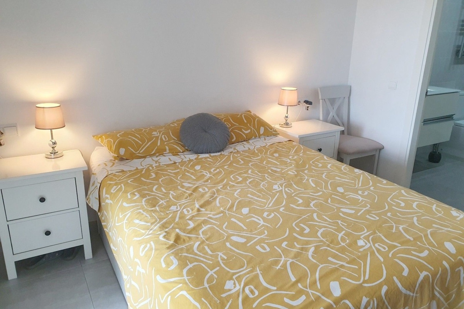 Resale - apartment - El Paraiso