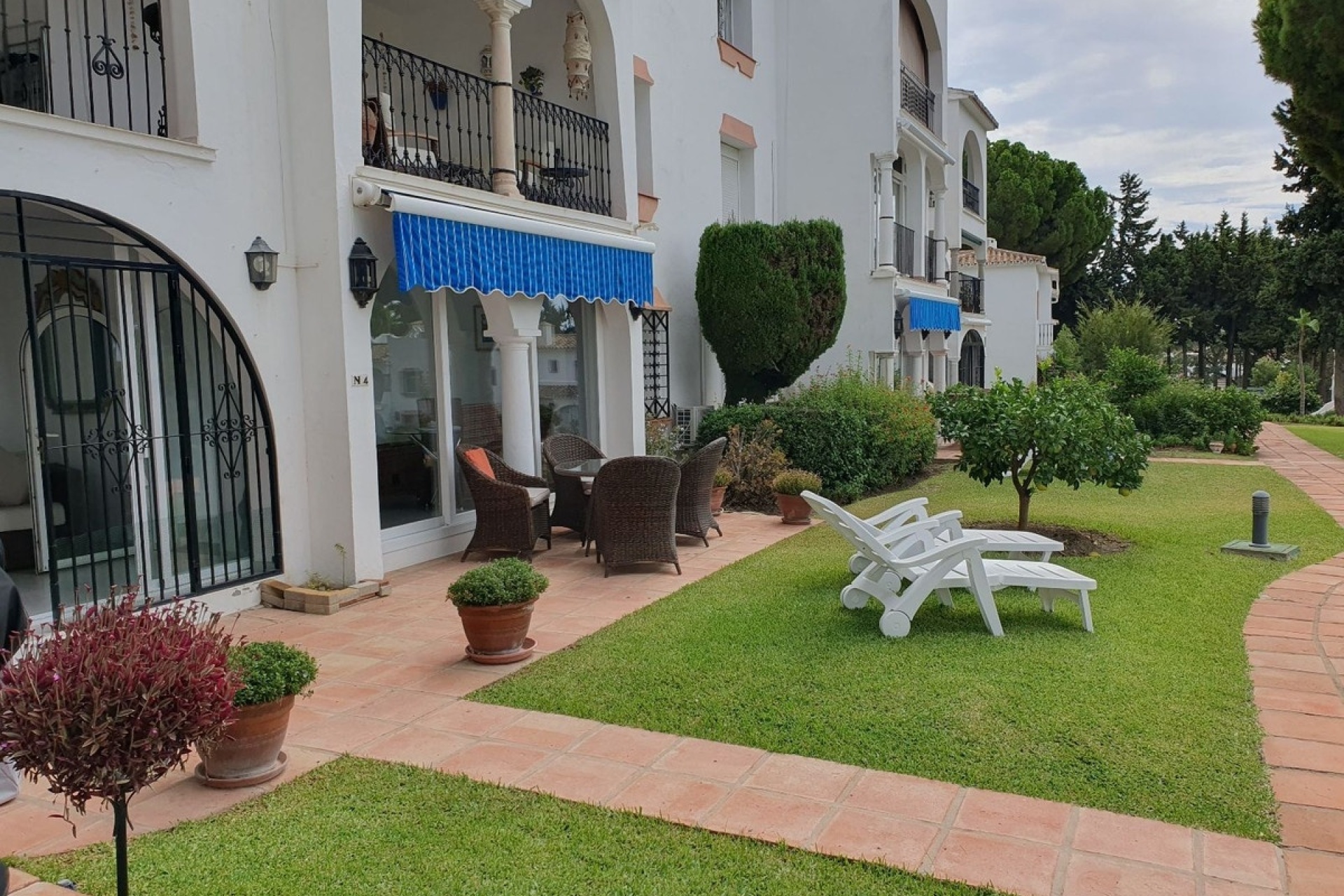 Resale - apartment - El Paraiso