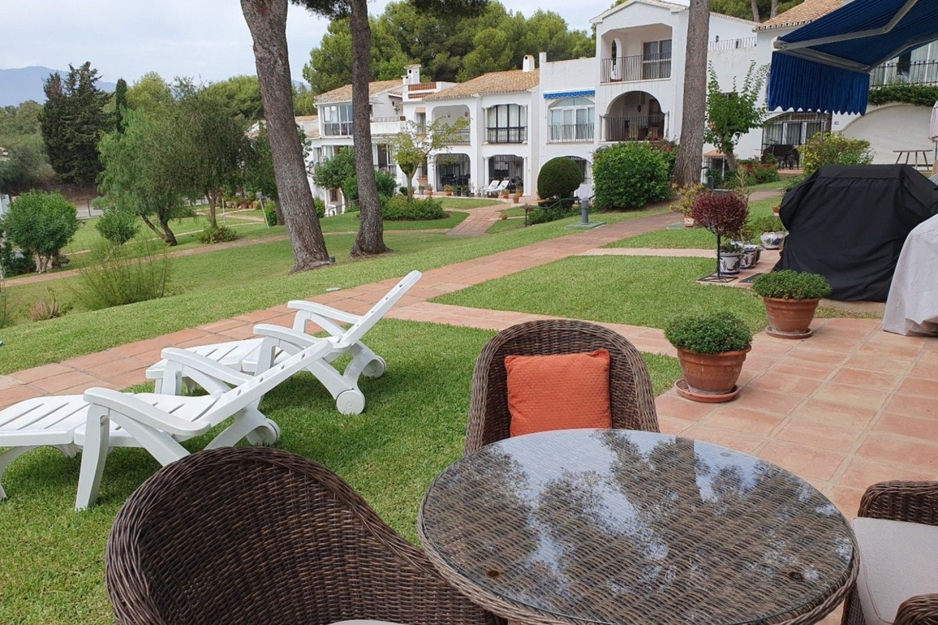 Resale - apartment - El Paraiso