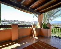 Resale - apartment - Estepona - Atalaya
