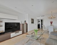 Resale - apartment - Estepona - Atalaya