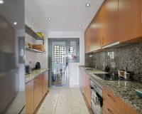 Resale - apartment - Estepona - Atalaya