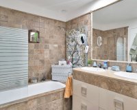 Resale - apartment - Estepona - Atalaya