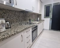 Resale - apartment - Estepona - Atalaya