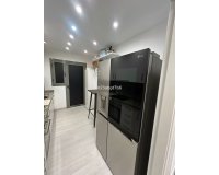 Resale - apartment - Estepona - Atalaya