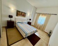 Resale - apartment - Estepona - Atalaya