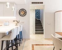 Resale - apartment - Estepona - Atalaya
