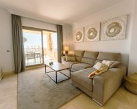Resale - apartment - Estepona - Atalaya