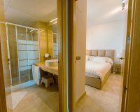 Resale - apartment - Estepona - Atalaya