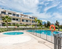 Resale - apartment - Estepona - Atalaya