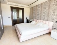 Resale - apartment - Estepona - Atalaya