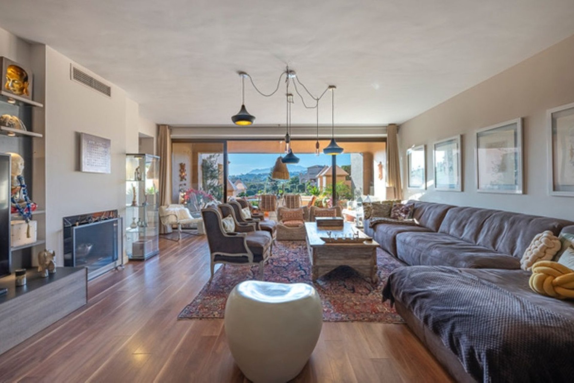 Resale - apartment - Estepona - Atalaya