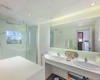 Resale - apartment - Estepona - Atalaya