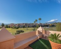 Resale - apartment - Estepona - Atalaya