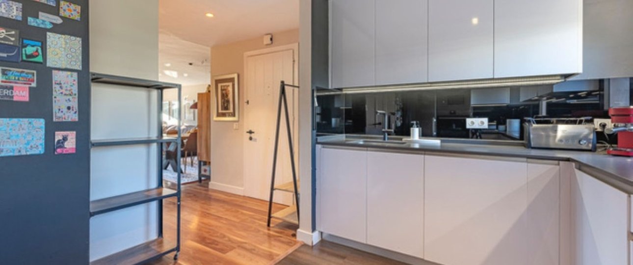 Resale - apartment - Estepona - Atalaya