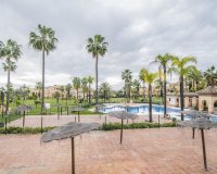 Resale - apartment - Estepona - Atalaya