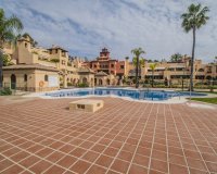 Resale - apartment - Estepona - Atalaya