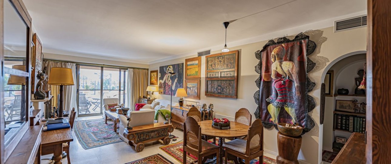 Resale - apartment - Estepona - Atalaya