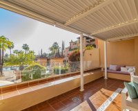 Resale - apartment - Estepona - Atalaya