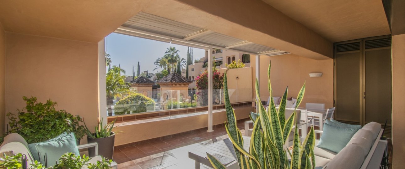 Resale - apartment - Estepona - Atalaya