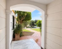Resale - apartment - Estepona - Atalaya