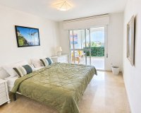 Resale - apartment - Estepona - Atalaya