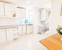 Resale - apartment - Estepona - Atalaya