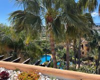 Resale - apartment - Estepona - Atalaya
